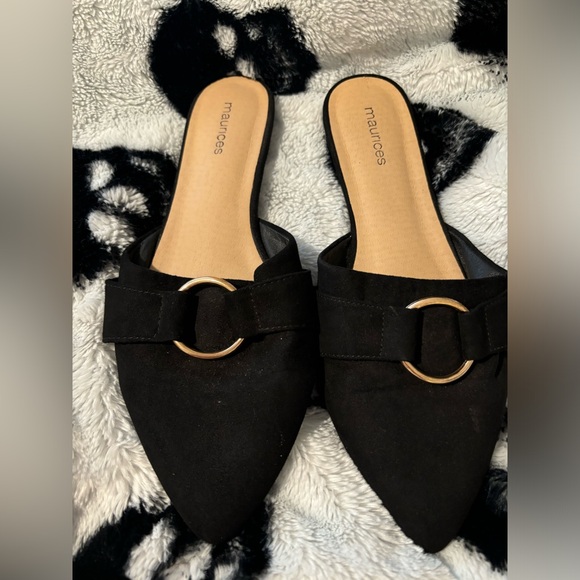 Flats - Picture 3 of 5